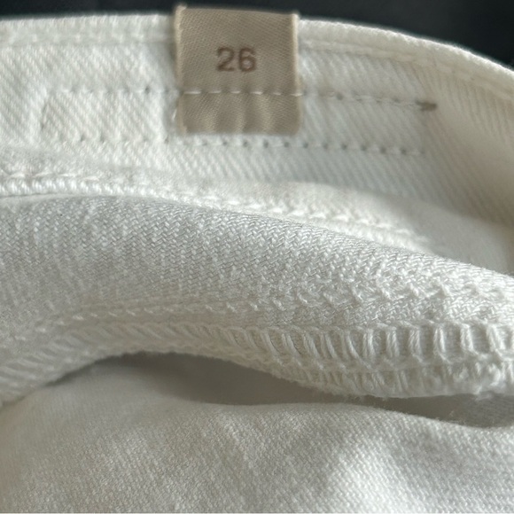 Citizens of Humanity White Bermuda Cutoff Jean Shorts Women’s 26 Raw Hem Denim - Picture 9 of 10